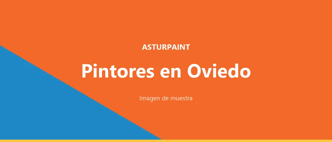 Pintores trabajando en un edificio de Oviedo, Asturias